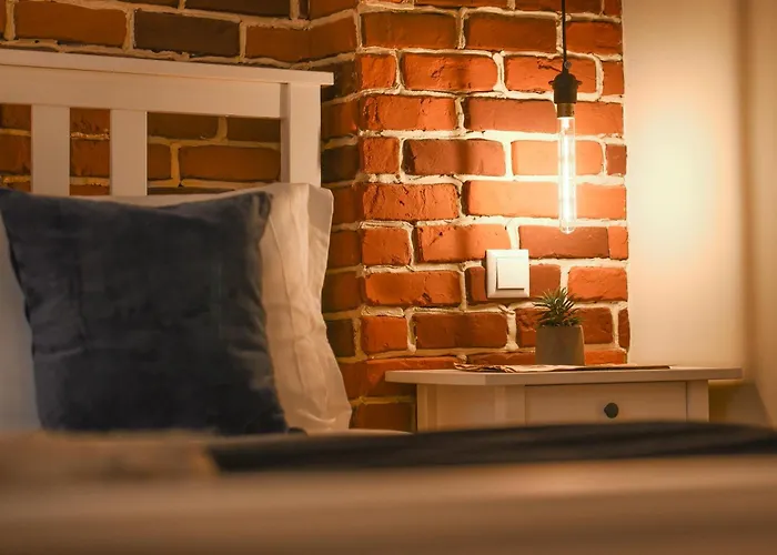 Industrial Brick With King Bed - *