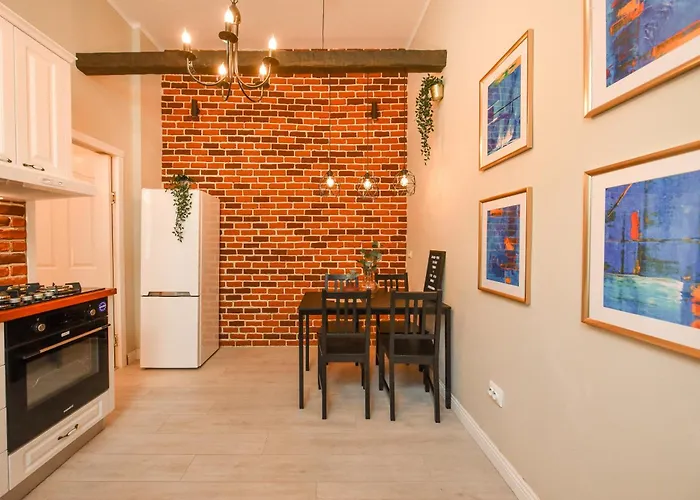 Industrial Brick With King Bed - *
